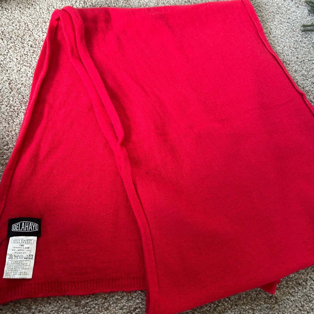 100 percent cashmere scarf - Dela Haye Brand